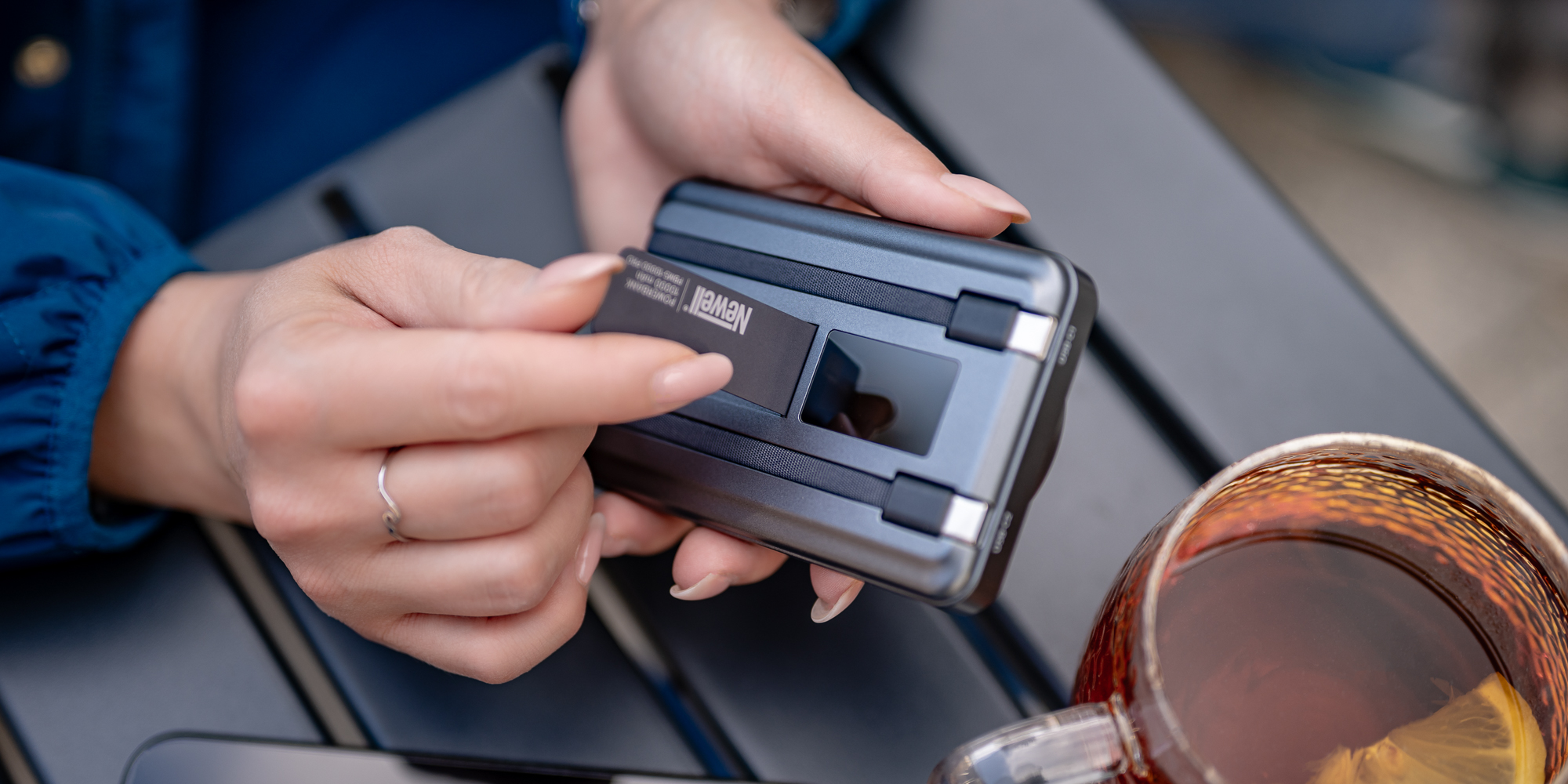 Power Bank Newell MS-10000 Pro MagSafe 10000 mAh 2x USB-C - szary